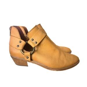 Frye Ray Harness Back Zip Boot Bootie Women size 8